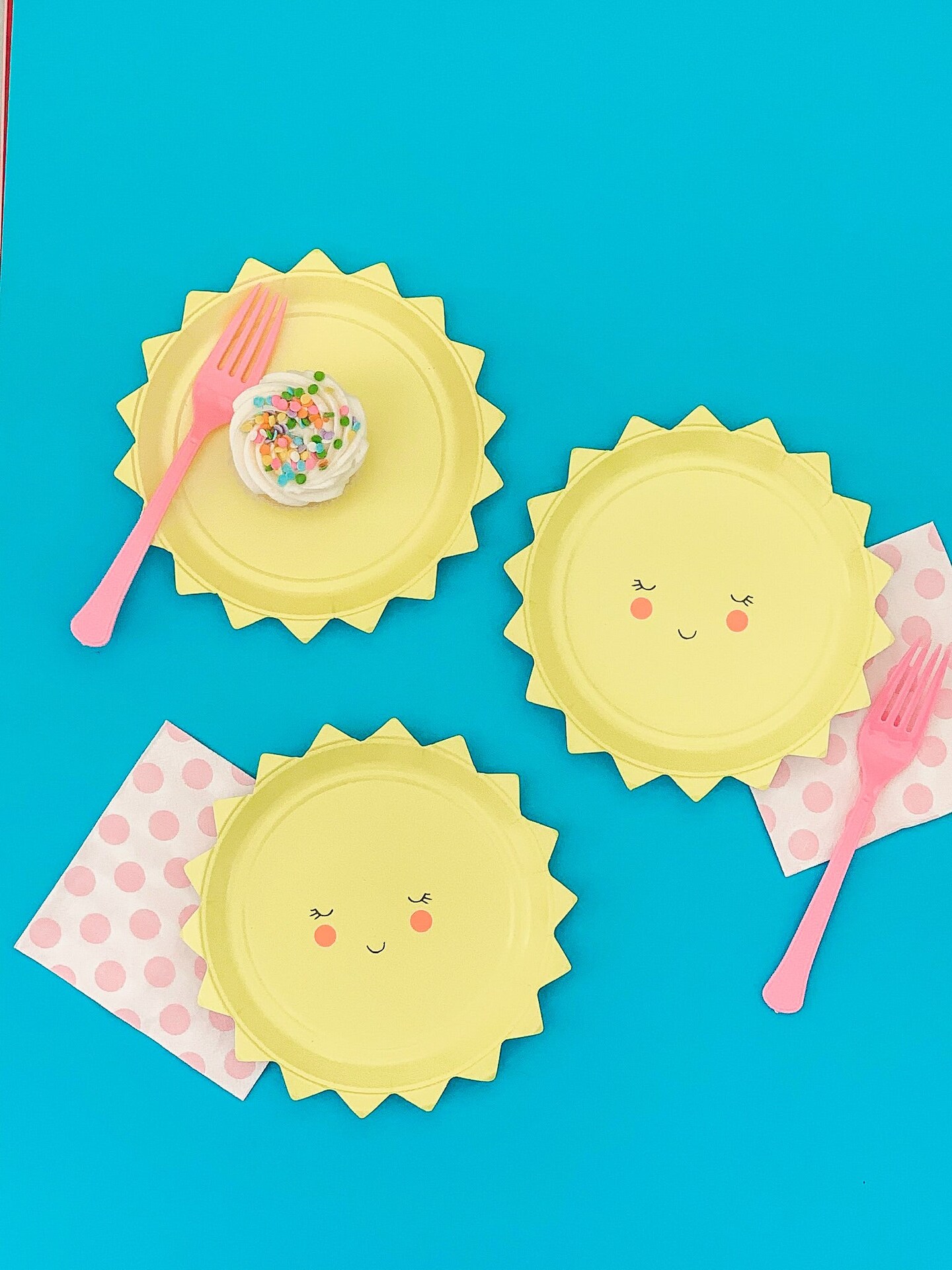 Toot Sweet Sunshine Plate &#x2013; Yellow Smiley Sun Dessert Plate for Parties (Pack of 12)