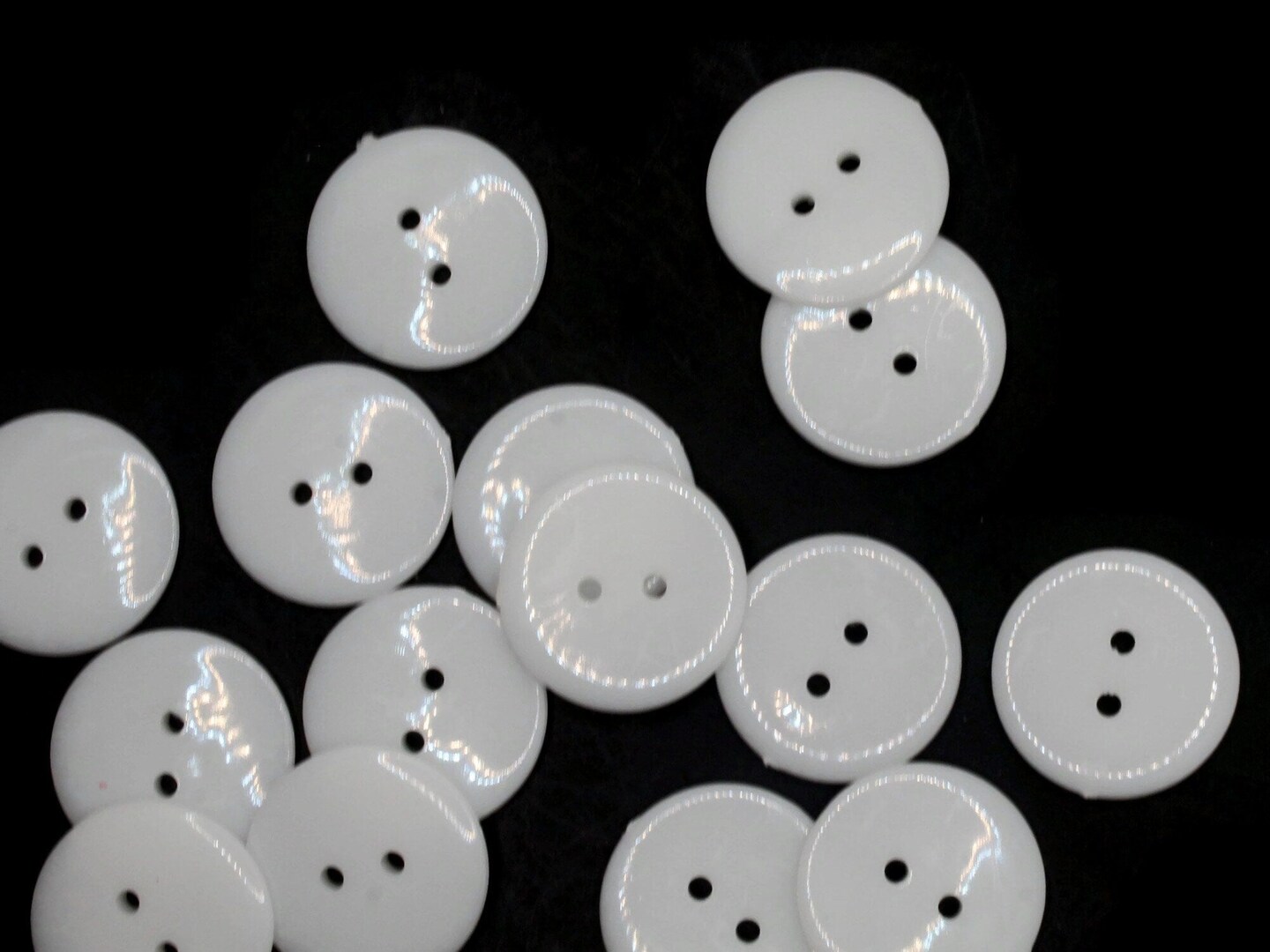 15 24mm White Flat Round Plastic Two Hole Buttons