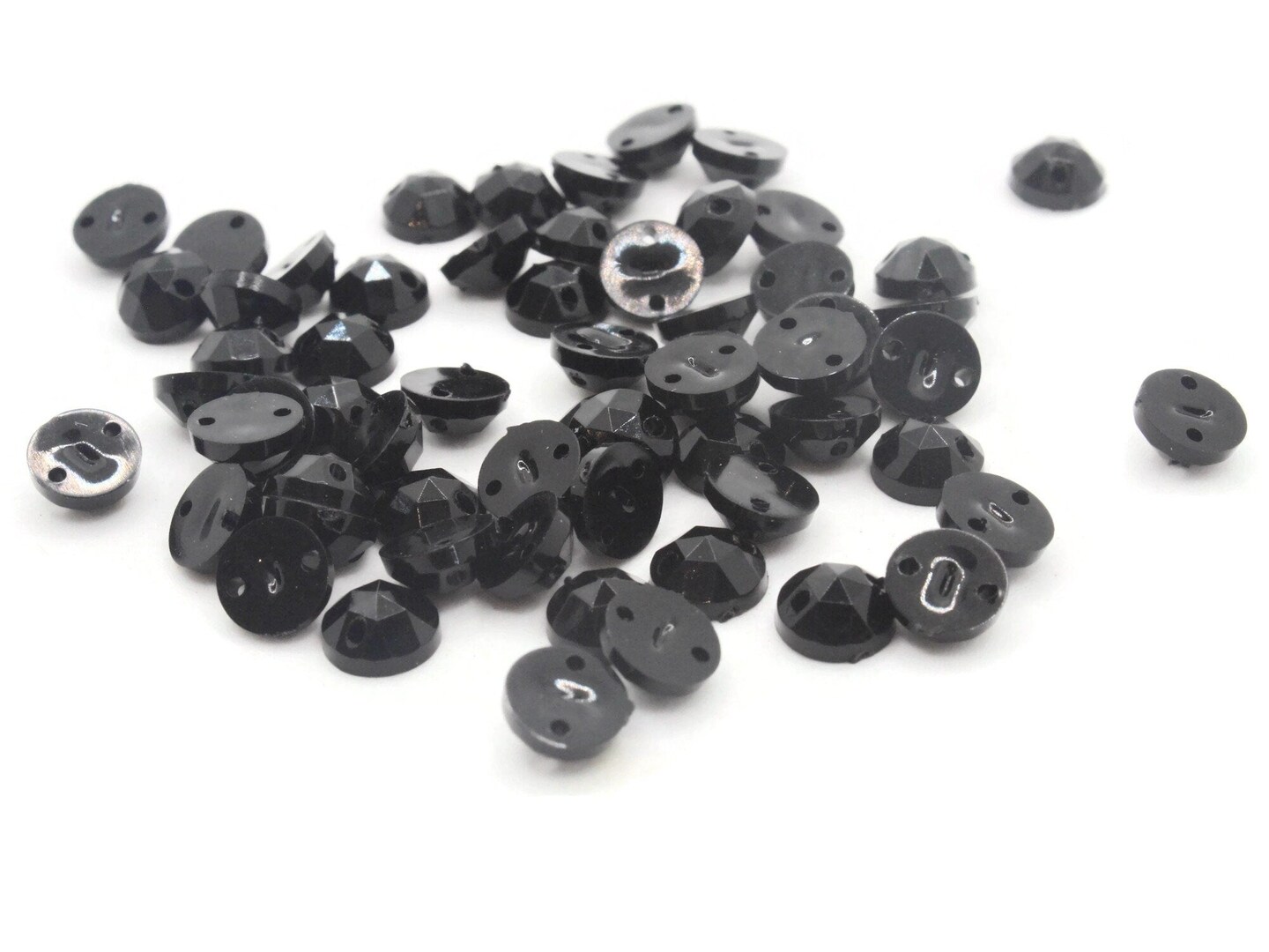 55 7mm Faceted Round Black Sew On Plastic Vintage Cabochons