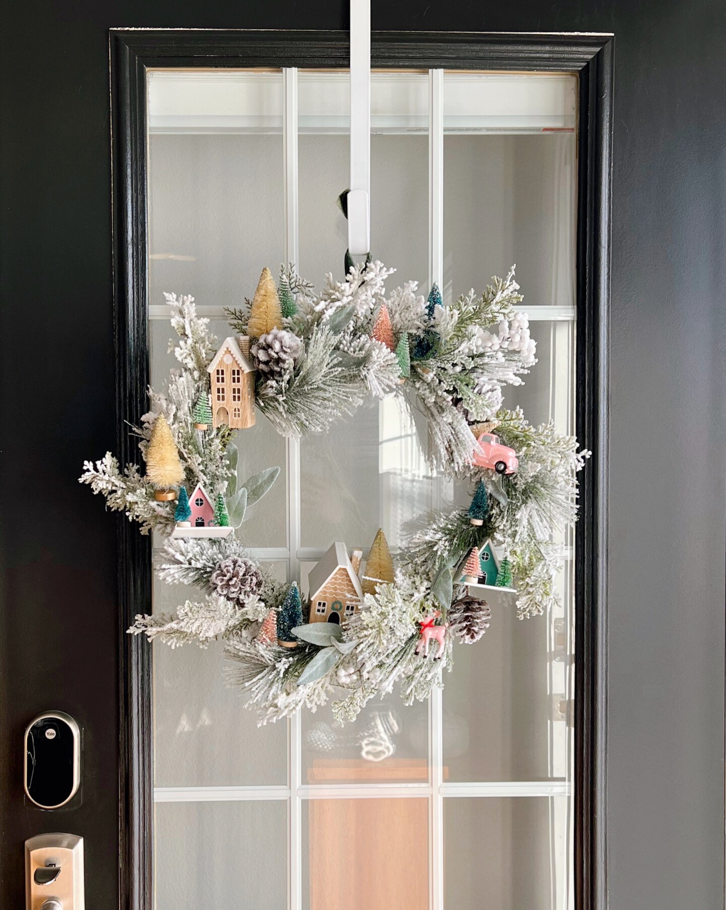 Holiday Trinkets Wreath