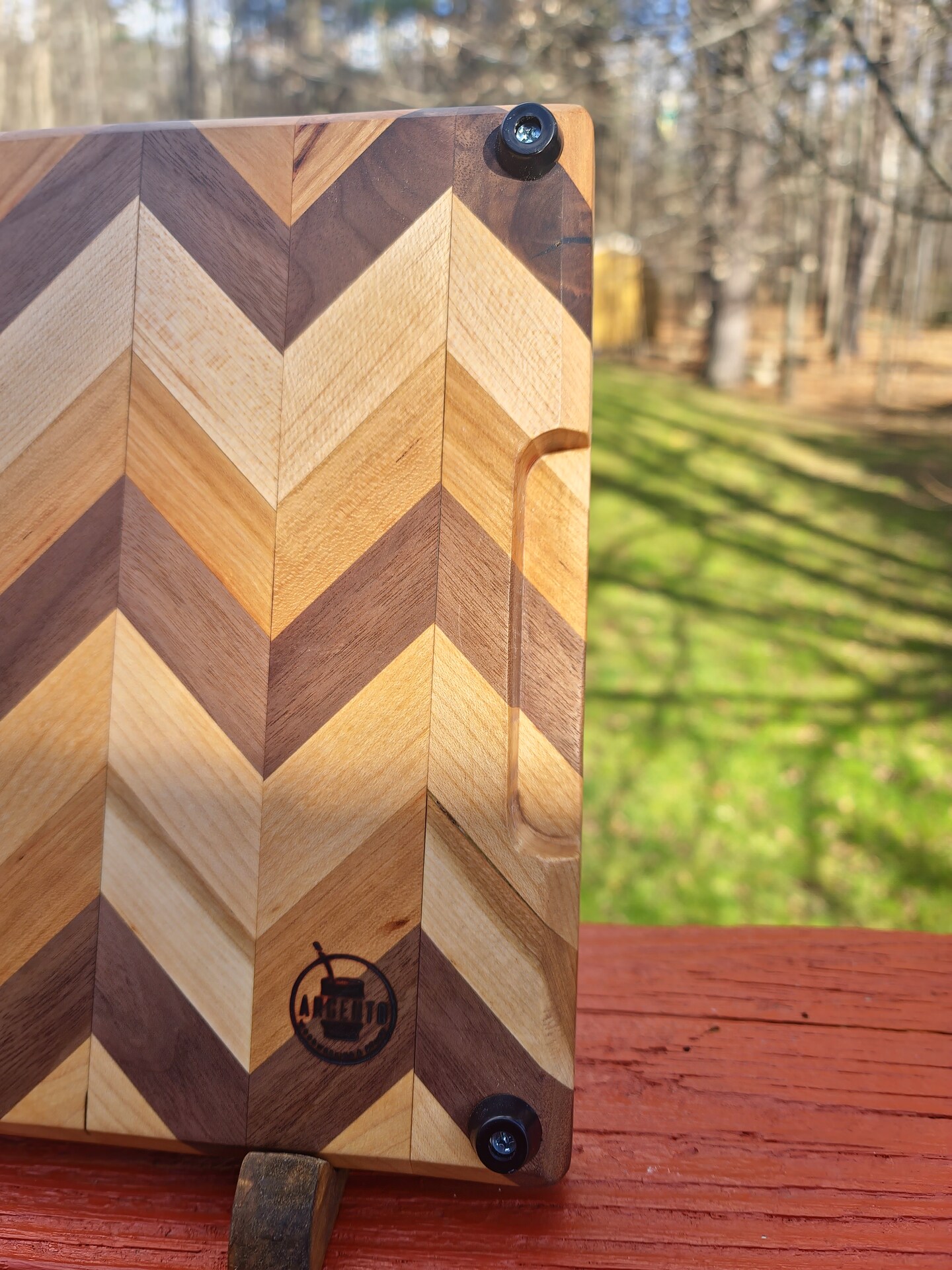 レジン　メープル　カッティングボード ハンドメイド FOREST ANTLER Cutting Board - Chevron Pattern with Epoxy Protected Juice Groove