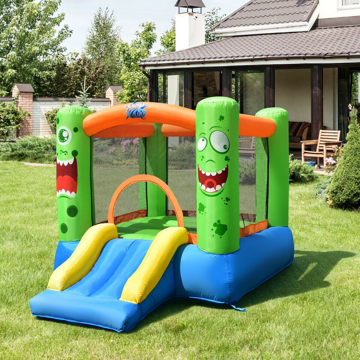 Kids Inflatable Castle Water Slide Outdoor Playhouse with Basketball Hoop