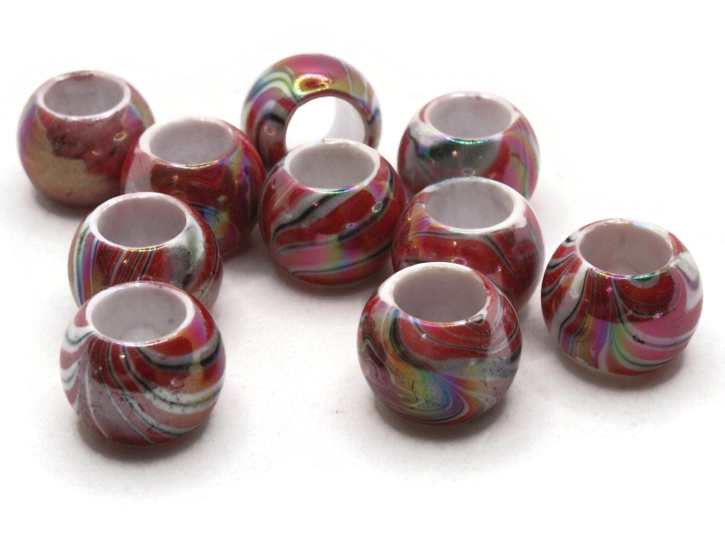 10 17mm Large Hole Macrame Red Marbleized Round Plastic Beads