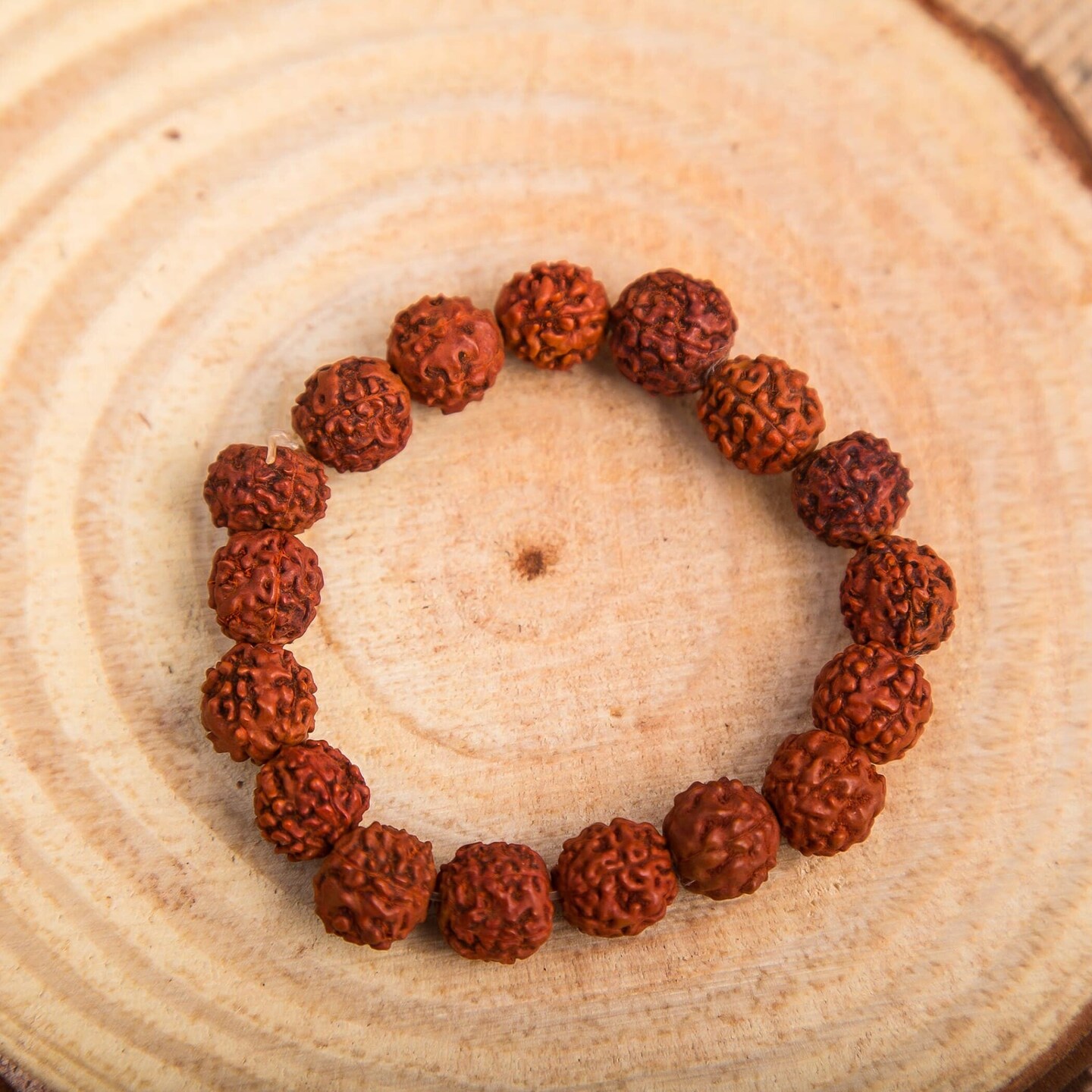 5 Mukhi Rudraksha Bracelet Suitable for Yoga, Meditation 5 Face Nepali Panchmukhi Rudraksh Natural Healing Round Bead Stretchable Elastic Bracelet Daily Fashion Wear Men &#x26; Women (8.5 Mm)