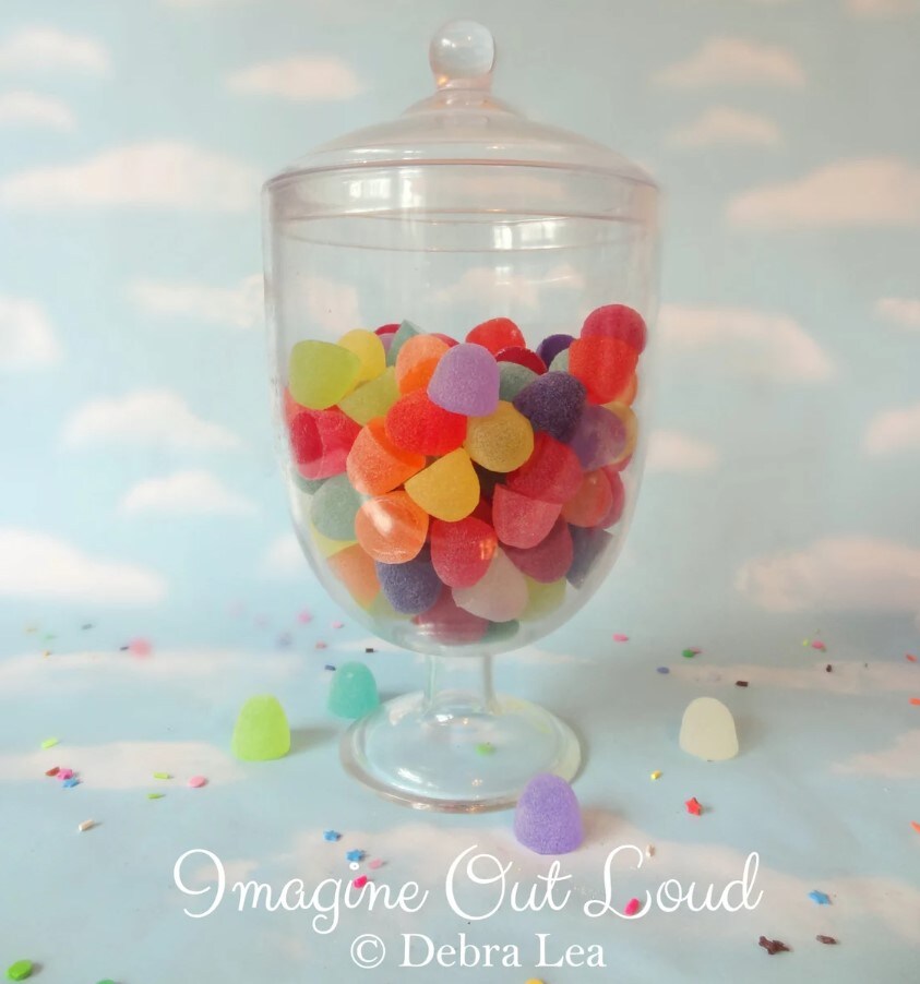 DIY Giant Gumdrops: Transforming Plastic Planters into Candy Decorations, image size:1009x1080