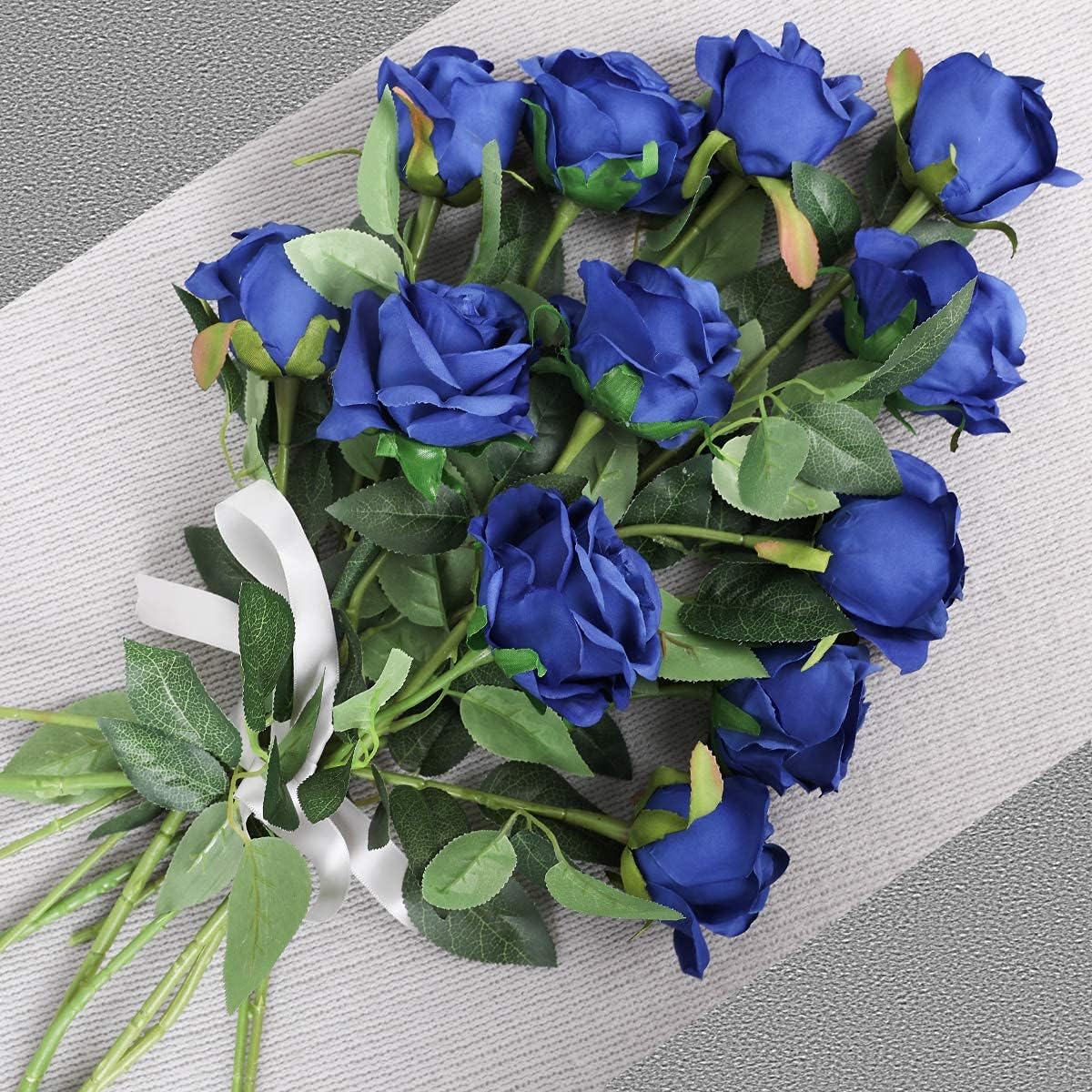 12 Pcs Long Lush Stem Roses Perfect for Every Occasion