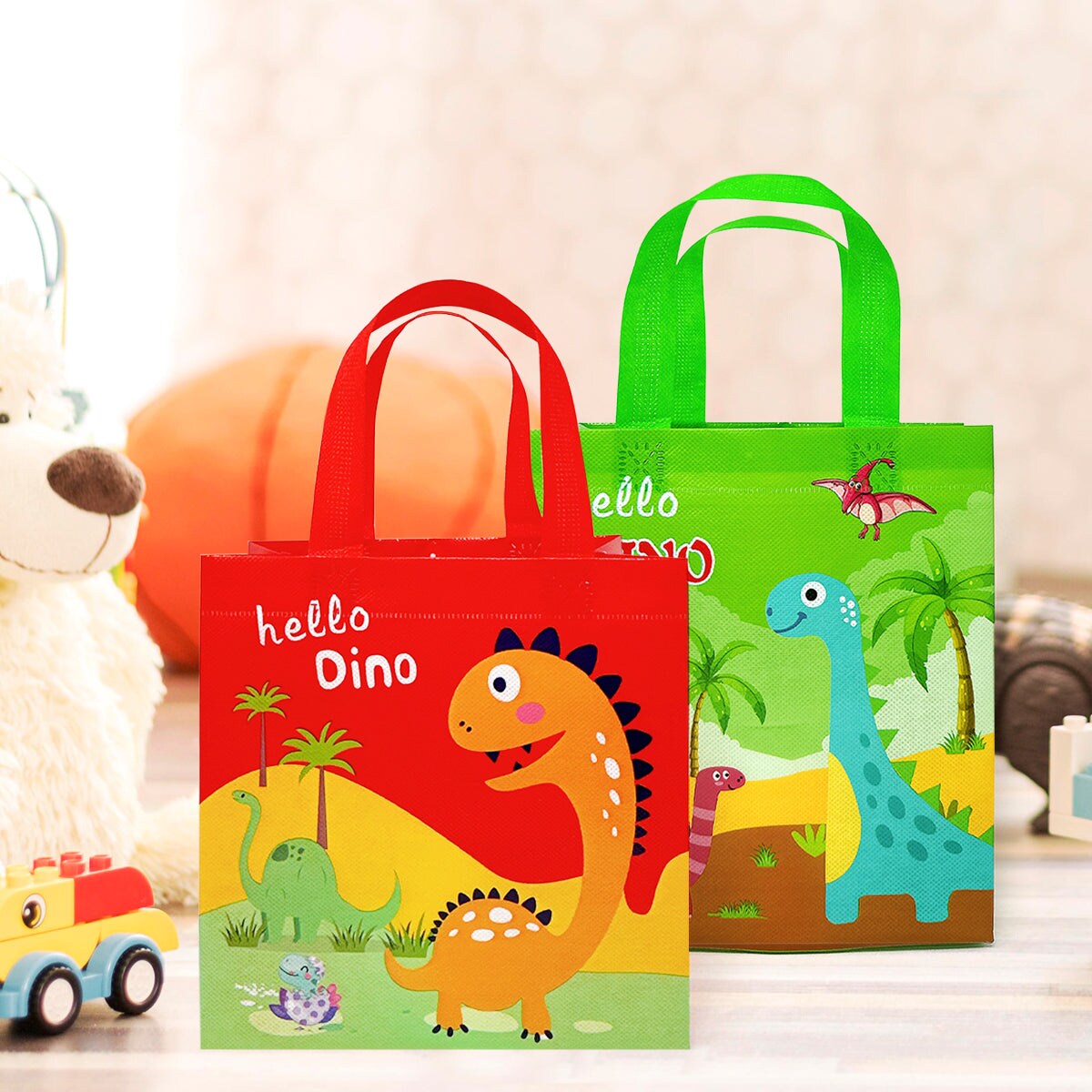 Wrapables Non-Woven Reusable Gift Bags with Handles for Parties, Birthdays, Favors and Treats (Set of 8)