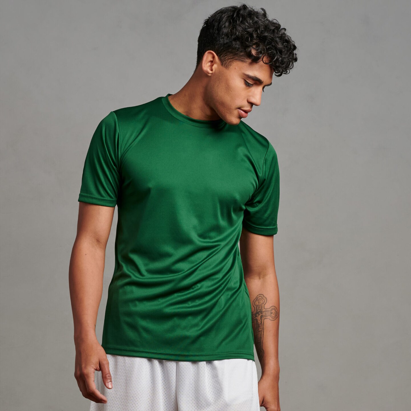 RADYAN MEN&#x2019;S DRI-POWER&#xAE; CORE PERFORMANCE T-SHIRT