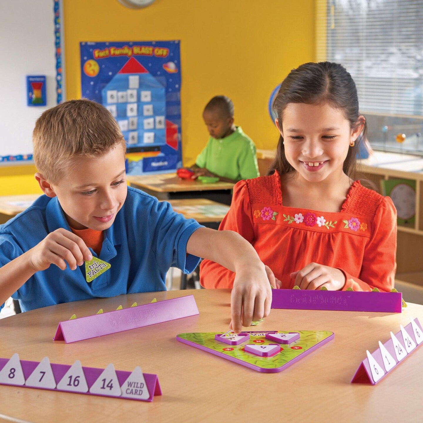 Tri-FACTa&#x2122; Multiplication &#x26; Division Game