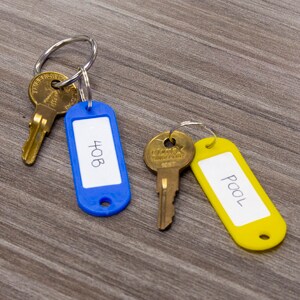 BAZIC Key Tag with Label Window (8/Pack)