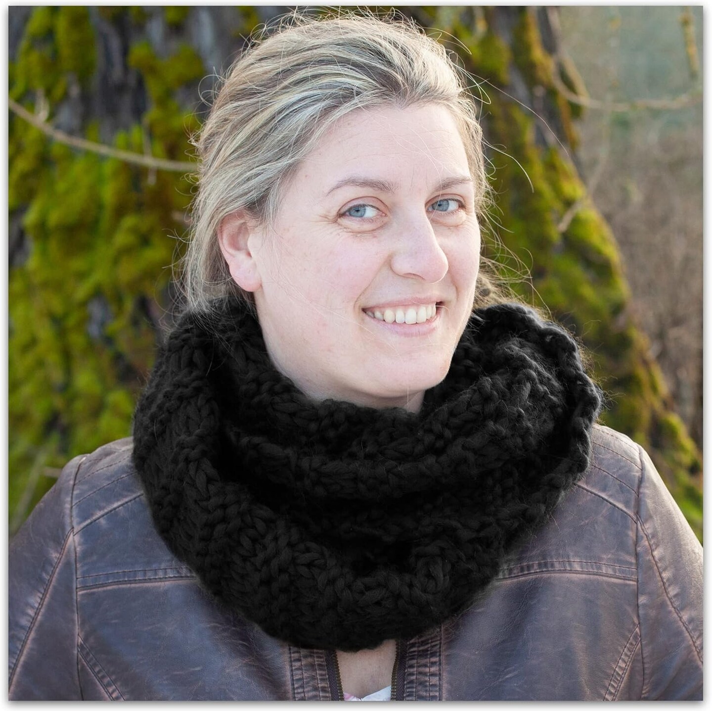 Merino Cowl Knitting Kit: Soft and Thick #7 Weight Jumbo Yarn, Knitting Needles and Pattern. Beginner. Everything Included, Great for Gifts