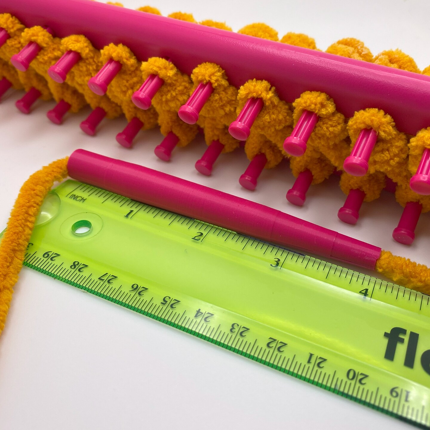 Loom Knitting Pen Tool - Yarn Guide Helper With Stainless Steel Hook For Faster Crafting - View #7