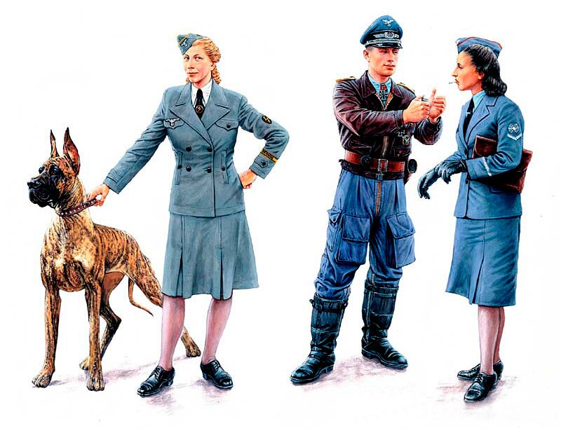 Master Box LTD  1/35 M Women at War: Germany Luftwaffe Helferinnen Plastic Kit Plastic Model