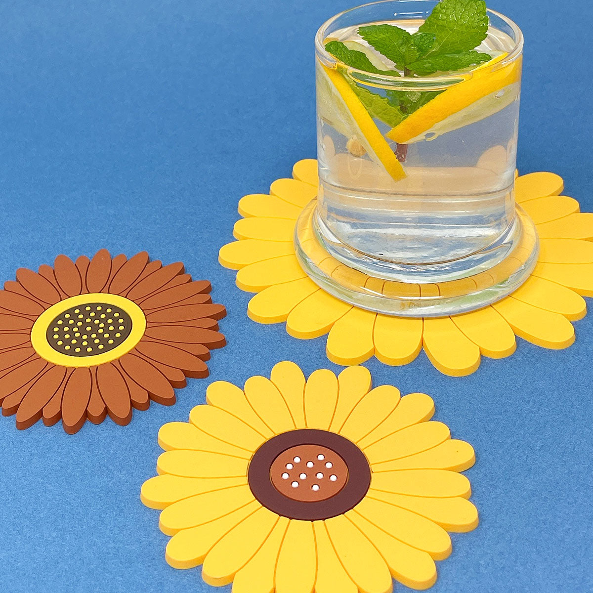 Wrapables Sunflower Coasters, Trivet Mats, Pot Holders for Cups, Drinks, Pots and Pans (Set of 2)