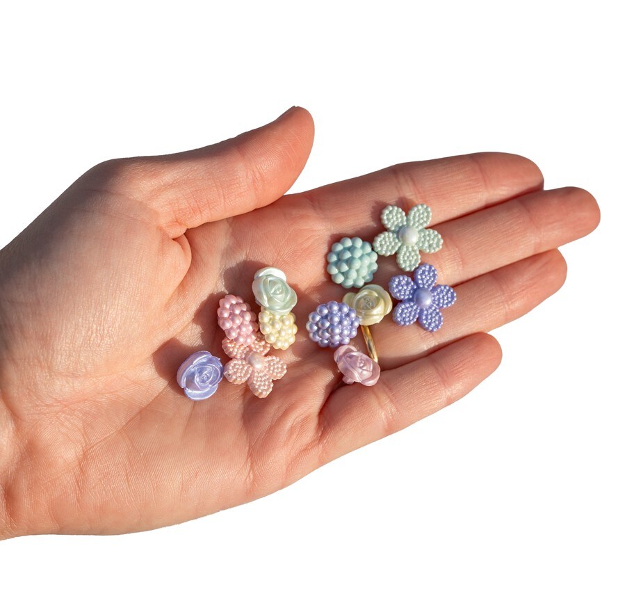 Buttons Galore and More Craft & Sewing Buttons - Fancy Florals - 36 Buttons