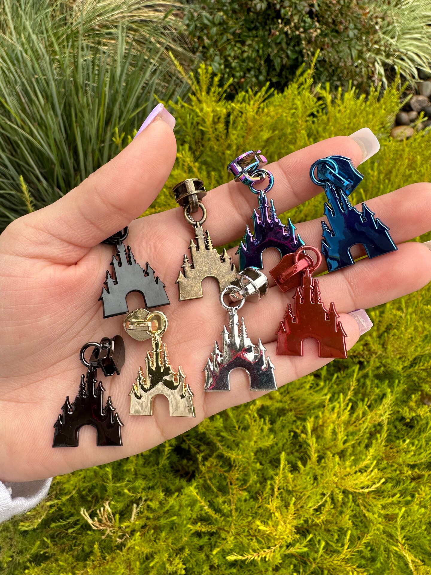 Castle zipper pulls