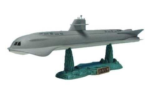 Moebius  1/350 Voyage To The Bottom Of The Sea. Seaview Plastic Model