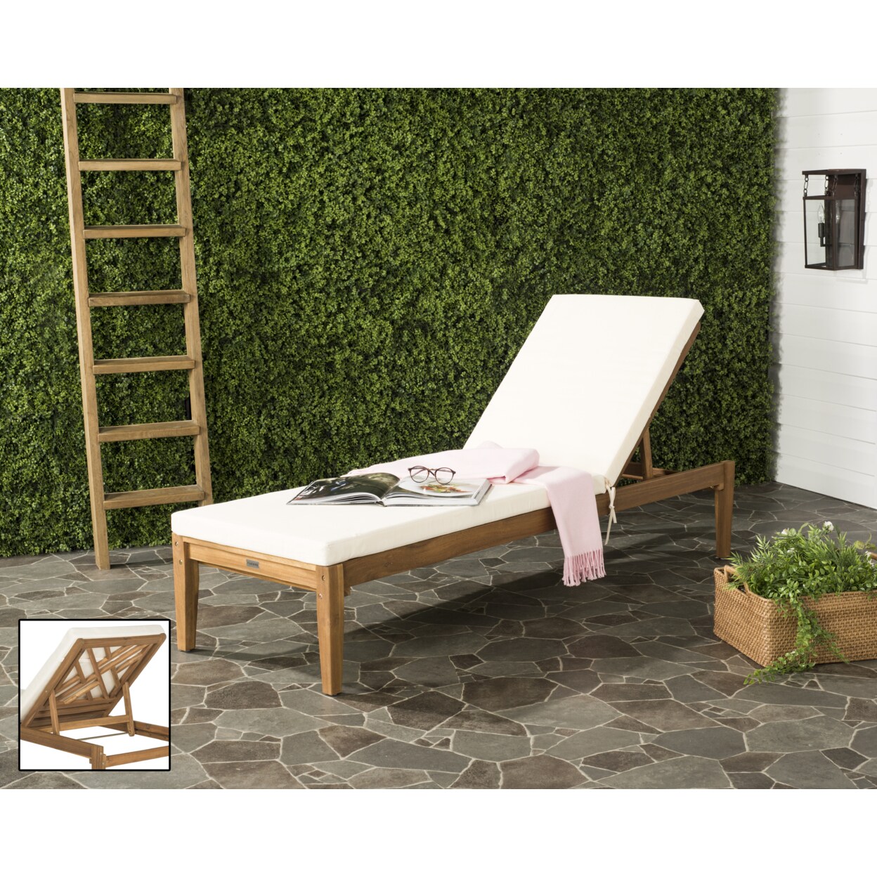 Safavieh   Outdoor Collection Azusa Chaise Sunlounger Natural/Beige