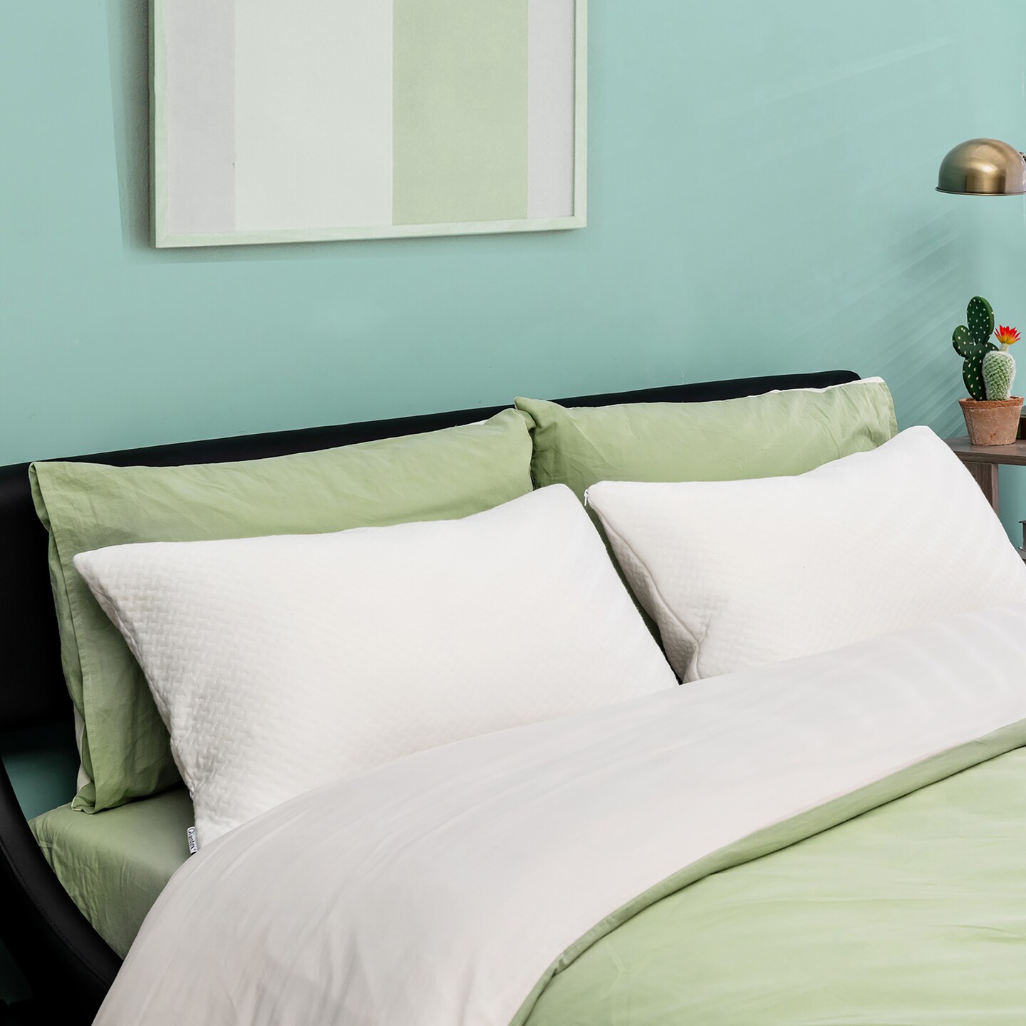 Costway 2Pack Shredded Memory Foam Bed Pillows Bamboo Rayon Cooling Cover 28''x18''