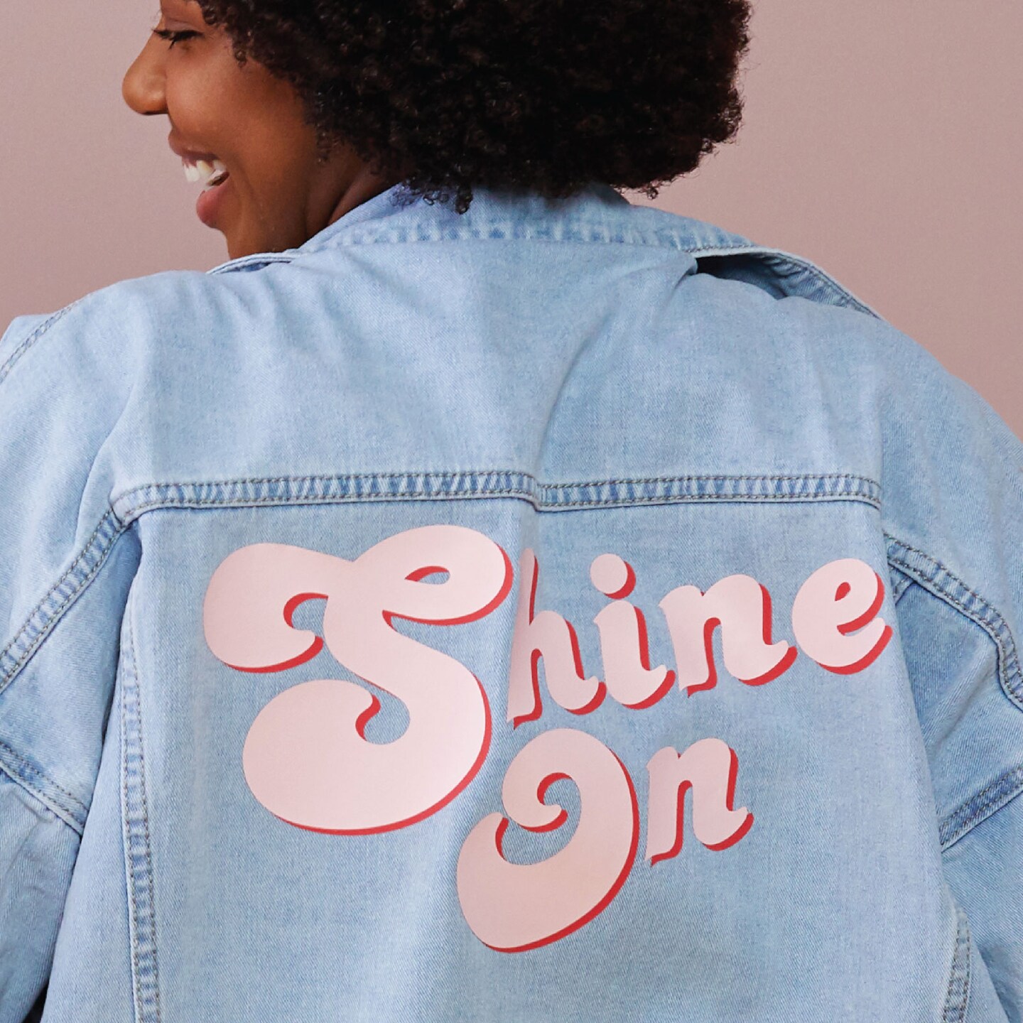 Cricut Raspberry EasyPress 2 Bundle: 9x9 Machine, Everyday Iron-On, and Essential Weeding Kit