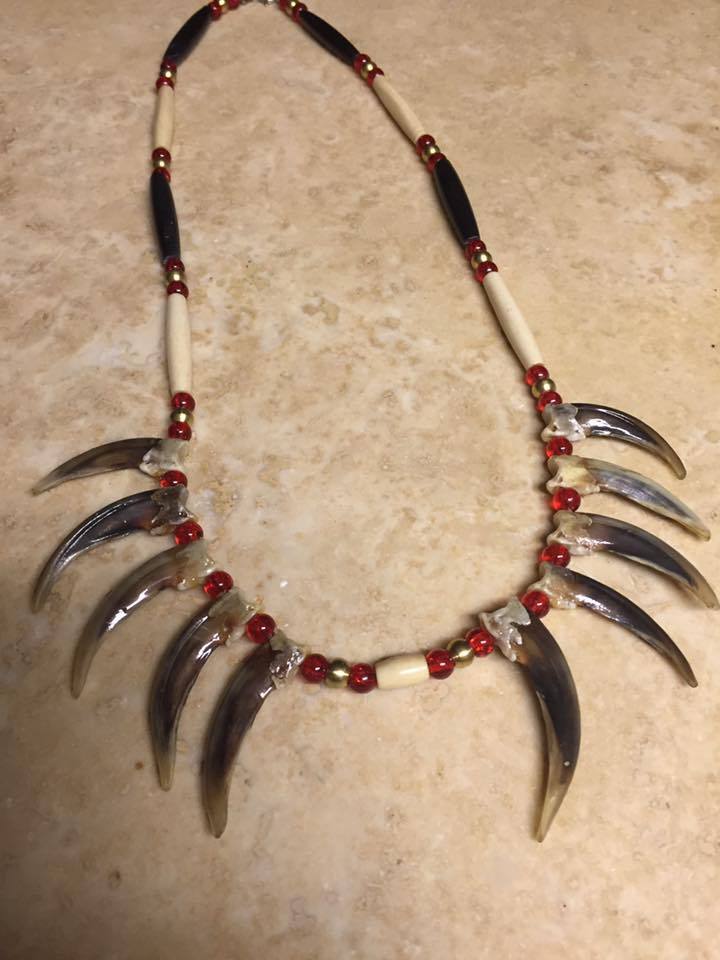 Badger clearance claw necklace