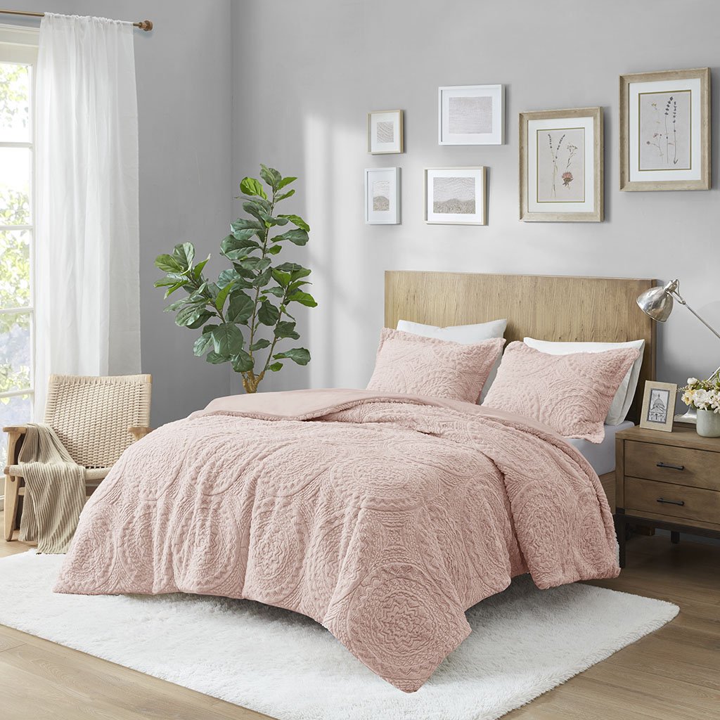 Gracie Mills Embroidered Medallion Faux Fur Ultra Plush Comforter Mini Set