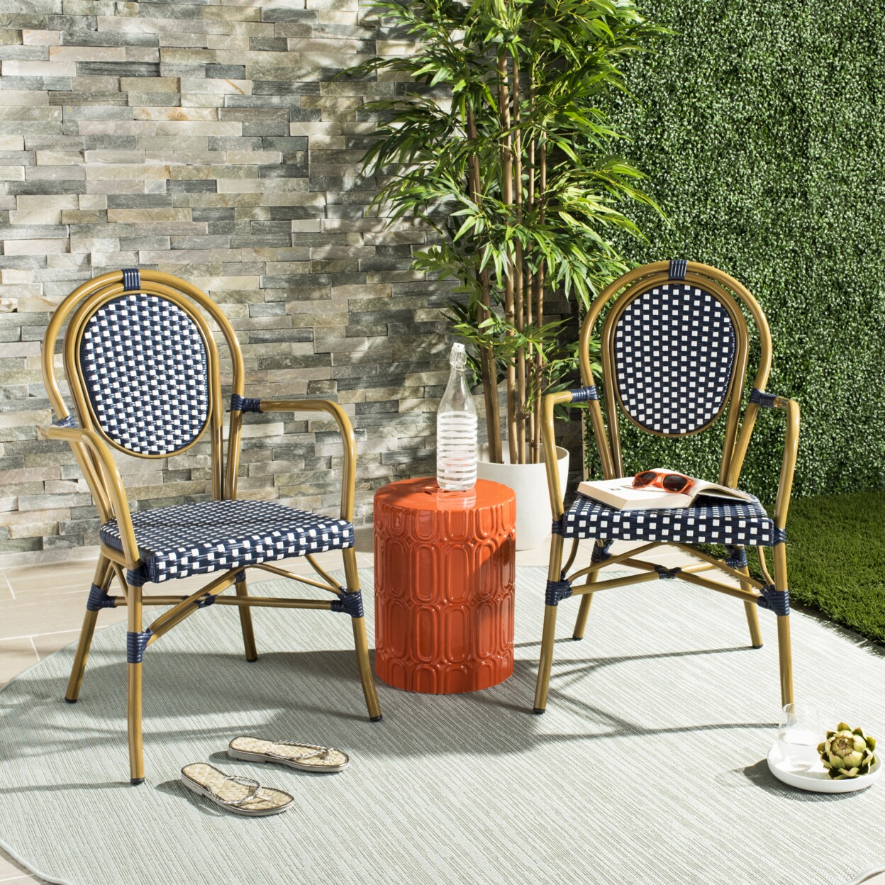 Safavieh   Outdoor Collection Rosen French Bistro Arm Chair Navy/White