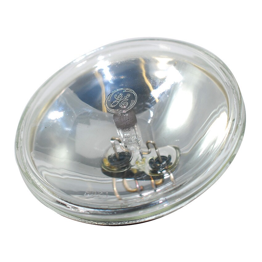 GE  4405 - 30w PAR36 Screw Terminals Tractor Bulb