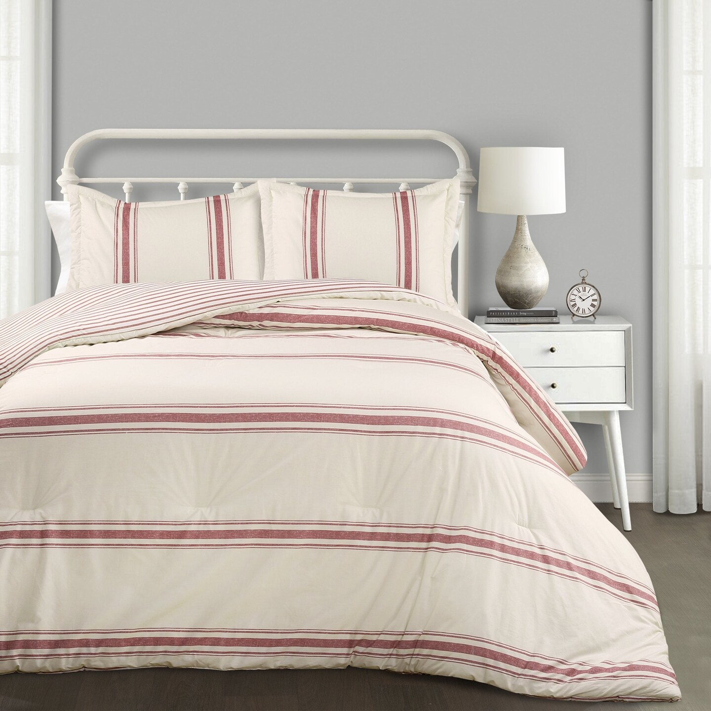 Bedding Bundle: Farmhouse Stripe Comforter Set + Sydney Quilt - Full/Queen