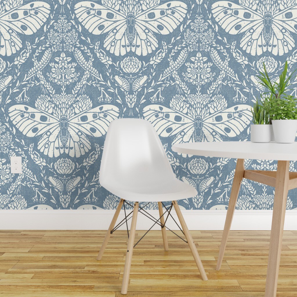 MODERN LARGE SCALE FLORAL BLUE AND WHITE PEEL AND STICK WALLPAPER