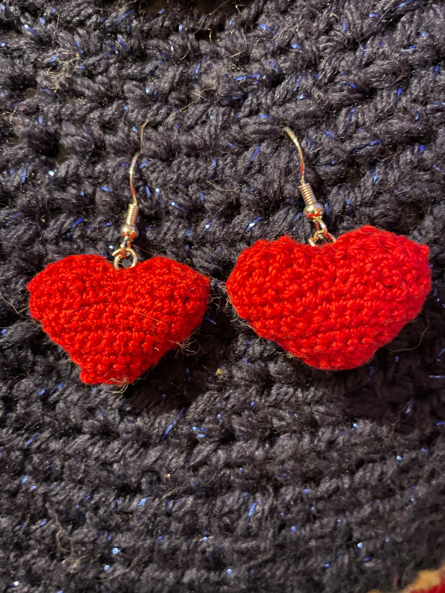 Valentines Red heart crochet dangle earrings, gift for her