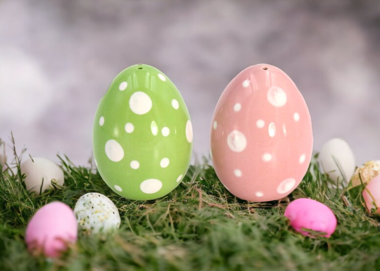Ceramic Spotted Pink and Green Easter Egg Salt and Pepper Shakers, Gift for Her, Gift for Mom, Kitchen D&#xE9;cor, Spring D&#xE9;cor, Easter D&#xE9;cor