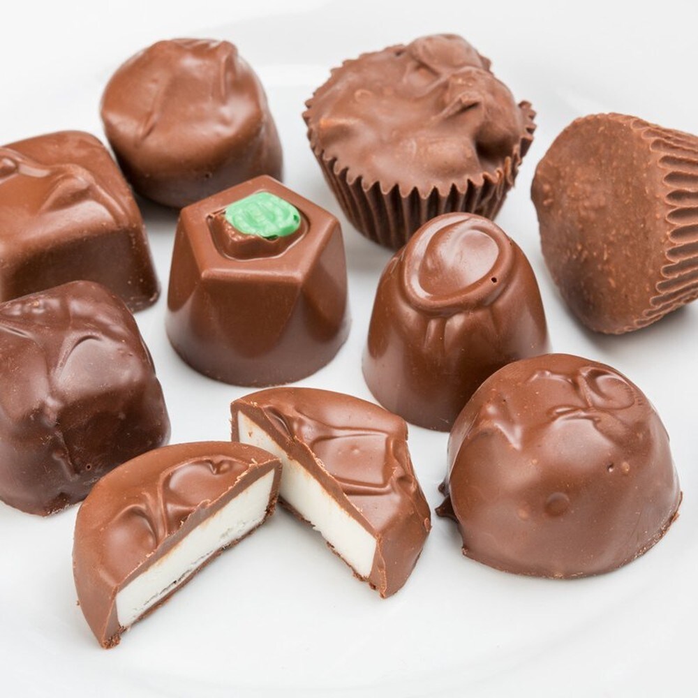 Coblentz Sugar-Free Chocolate Deluxe Assortment, Amish Country Fine Ingredients Milk and Dark Chocolate, 28 Pc, 1 lb Box