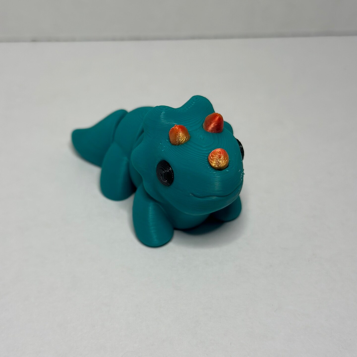 3d printed articulating Dolphin by @Zou3d. | MakerPlace by