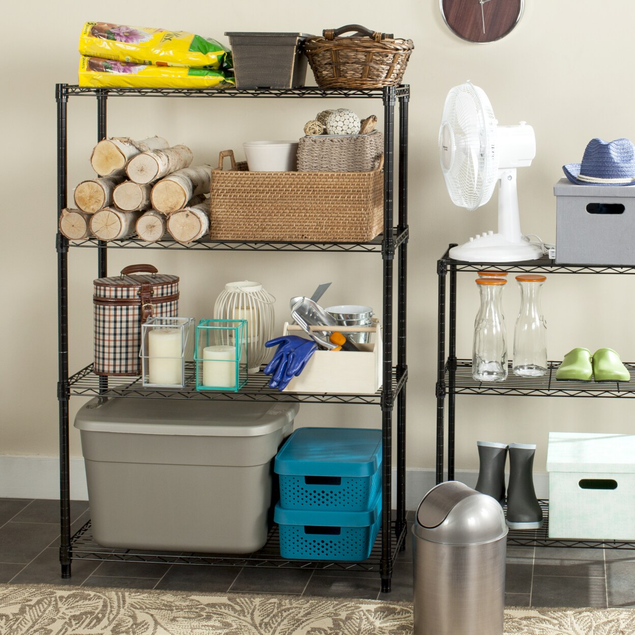 Safavieh   Bravo 4-Tier Chrome Wire Shelf Black