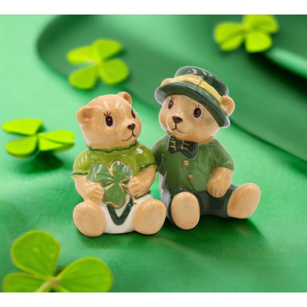 Ceramic Irish Teddy Bear Couple with Shamrock Salt and Pepper,For Kitchen