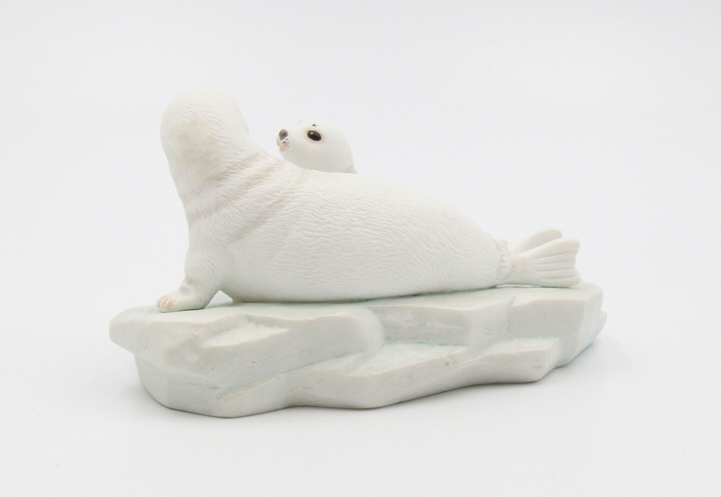 Ceramic Arctic Seal Mom And Baby Figurine, Home D&#xE9;cor, Gift for Her, Gift for Mom, Kitchen D&#xE9;cor, Nature Lover Gift
