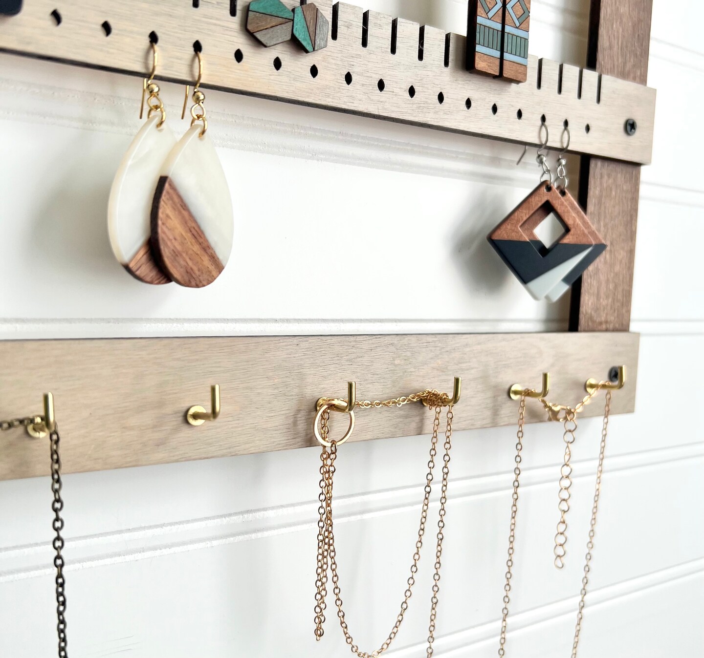 Simple Modern DIY Wall Necklace Hanger - Shine Your Light