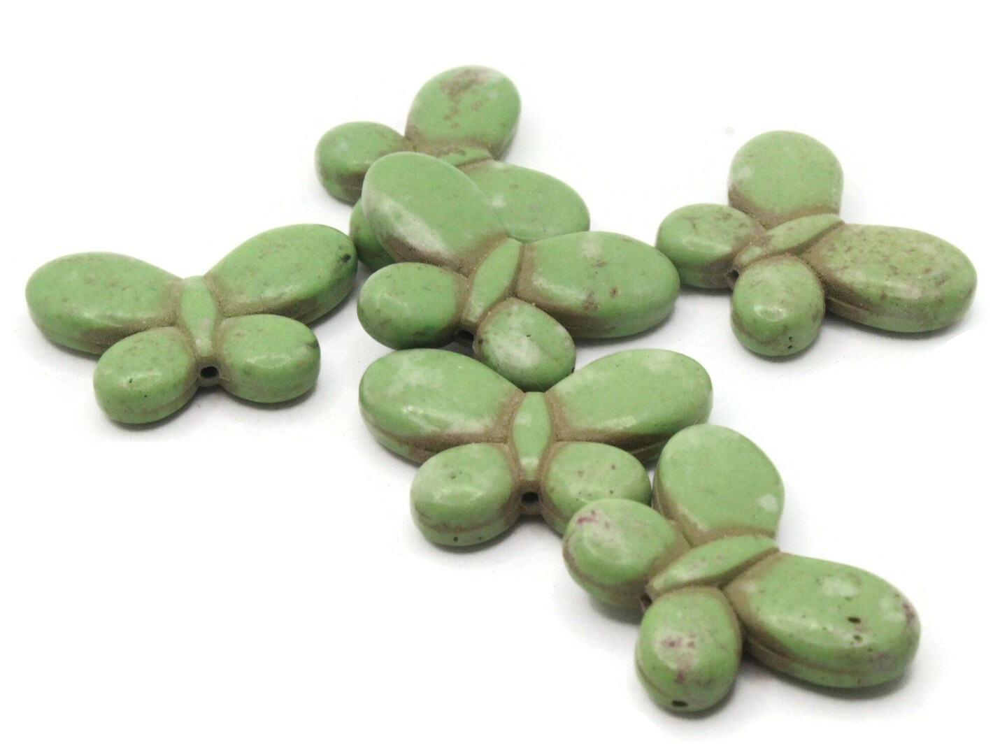 6 35mm Butterfly Dyed Green Synthetic Turquoise Stone Beads