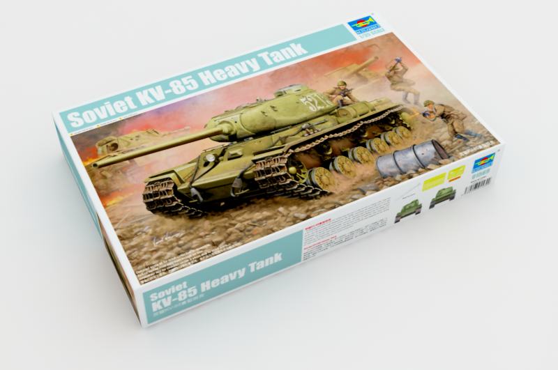 Trumpeter  1/35 KV-85 HEAVY TANK 1/35 Plastic Model