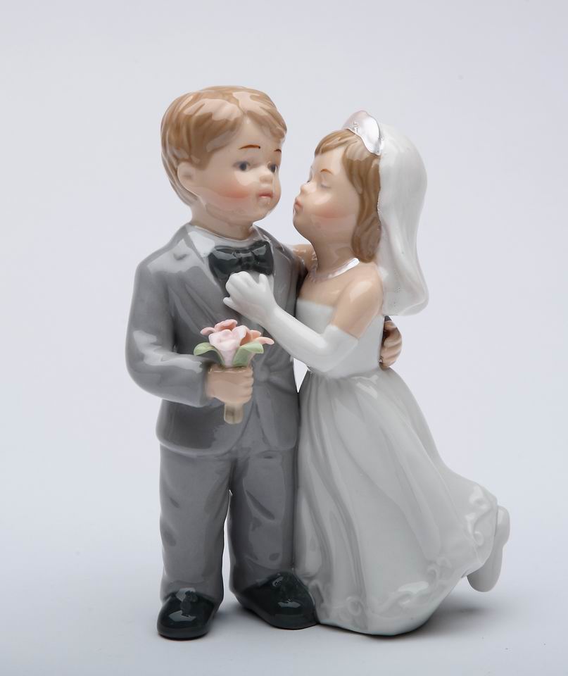 Hand Painted Ceramic Kissing Wedding Couple Figurine, Wedding D&#xE9;cor, Wedding Gift, Wedding Favor, Anniversary D&#xE9;cor, Anniversary Gift