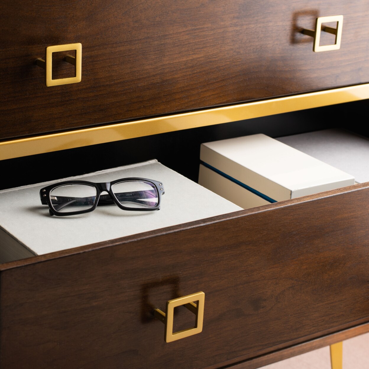 Safavieh   Katia 3-Drawer Chest Walnut / Gold CHS6413D