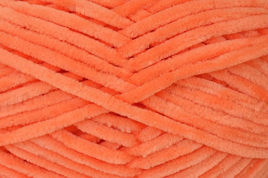 Bella Chenille by Universal Yarn - #129 Apricot - 100% polyester super bulky yarn