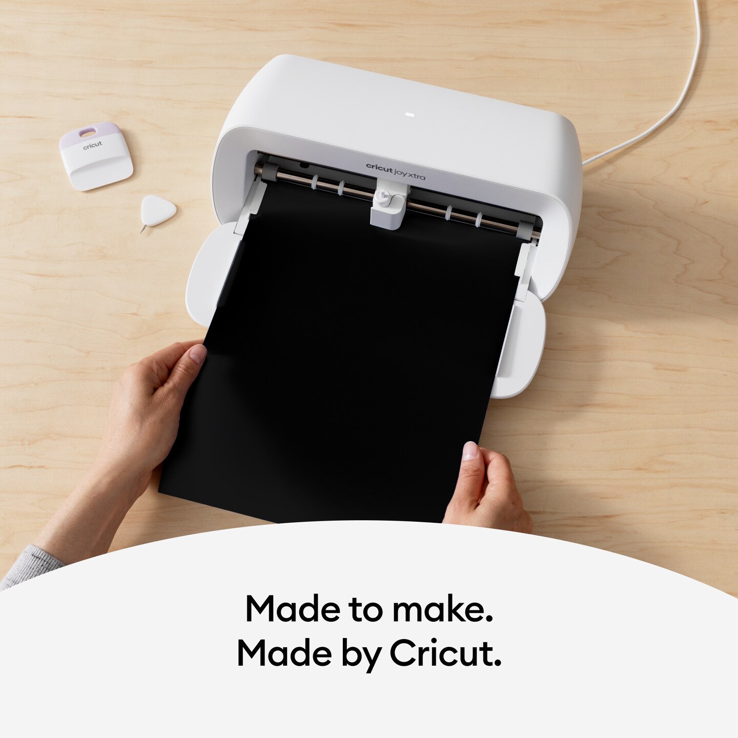 Cricut Joy Smart Machine with DIY Vinyl Decal Sampler & Essential