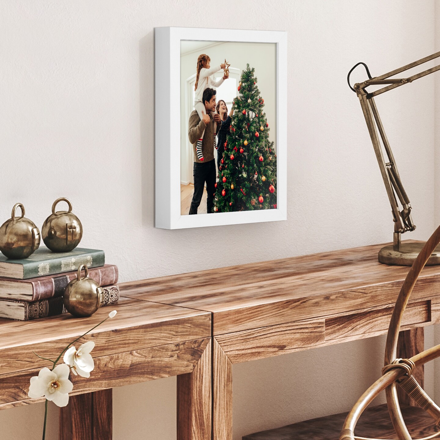Americanflat Gallery-Style Picture Frame - Ideal Frame for Gallery Wall Display - Showcase Artwork, Prints, and Photos - Shatter Resistant Glass - Hanging Hardware with Drywall Anchor