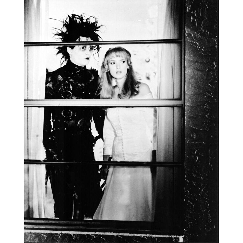 Posterazzi Johnny Depp And Winona Ryder Behind Window In Edward Scissorhands Black And White Photo Print  - Item  MVM01173