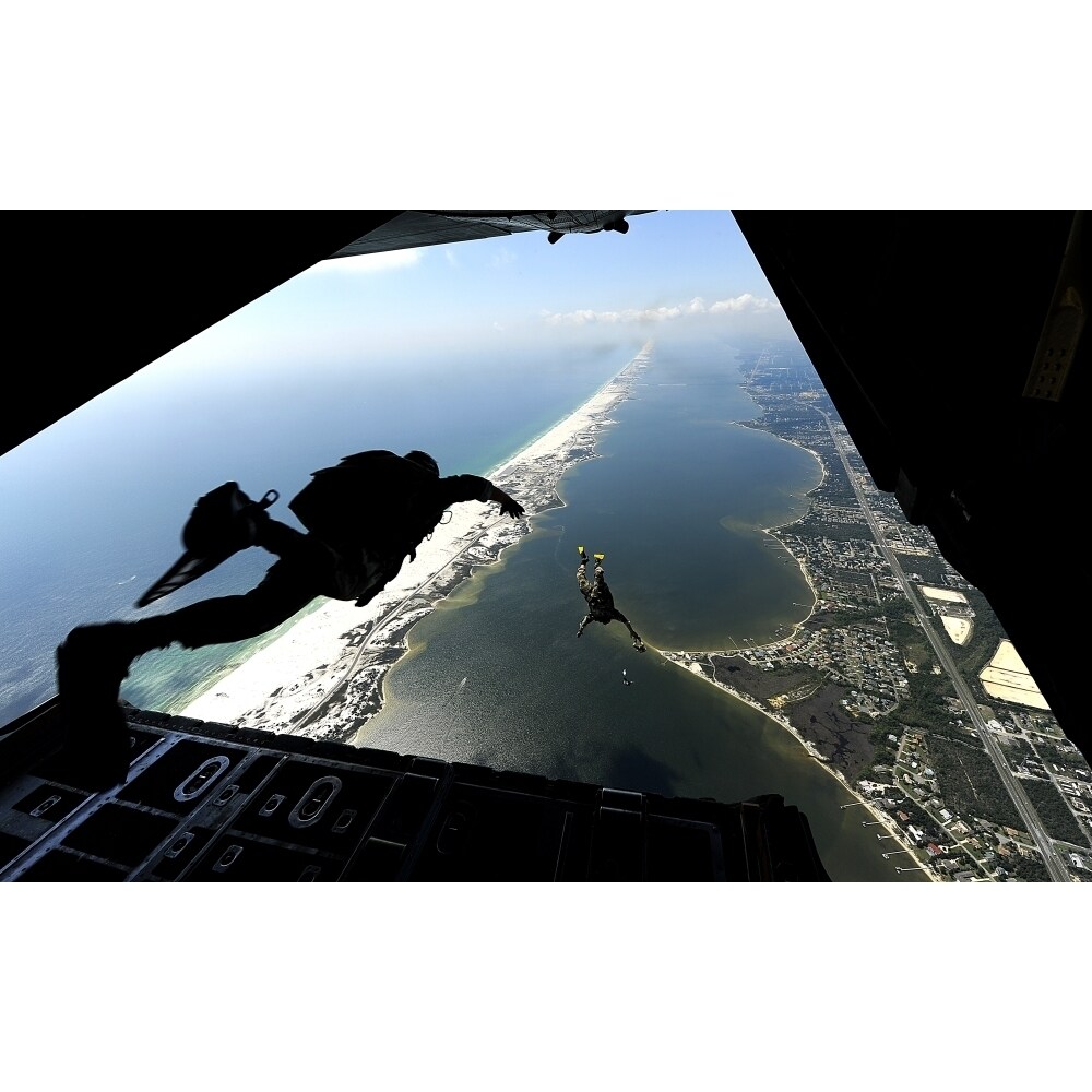 Posterazzi U.S. Airmen jump out of a C-130 Hercules Poster Print