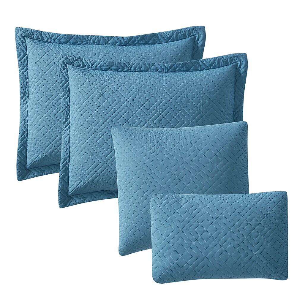 Clara Clark Quilts Set