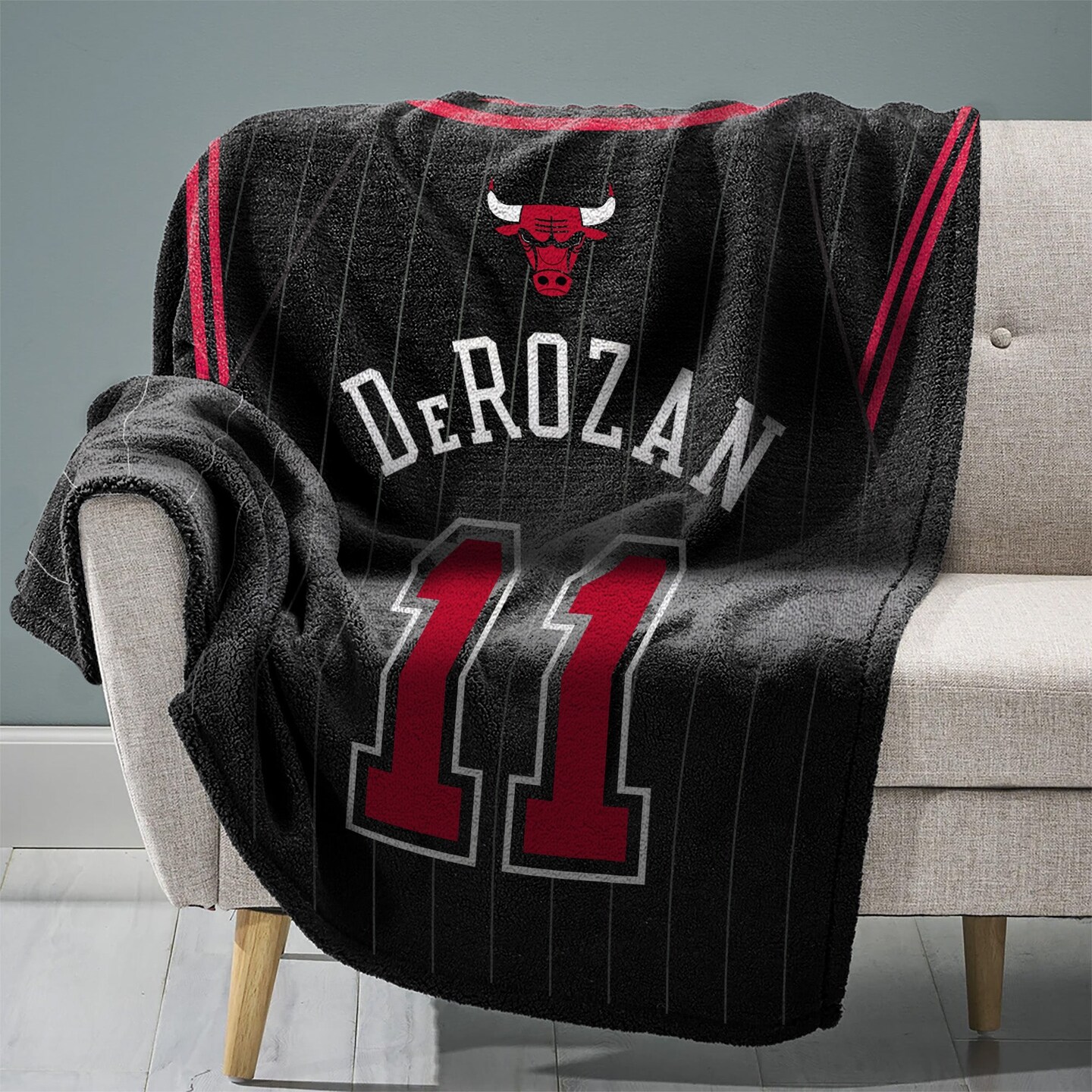 Sleep Squad Chicago Bulls DeMar DeRozan 60&#x201D; x 80&#x201D; Raschel Plush Jersey Basketball Blanket