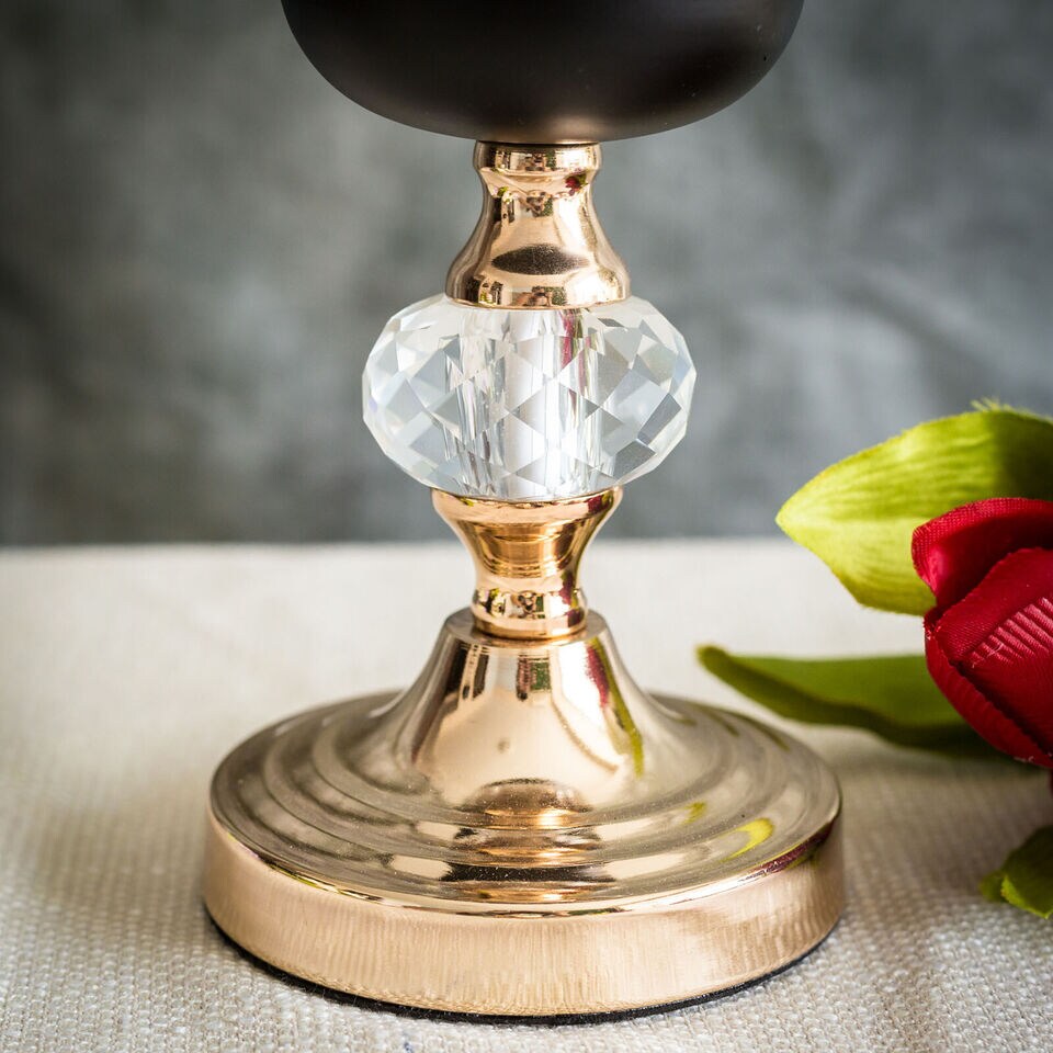 2 pcs 7&#x22; 11&#x22; tall Gold and Black Metallic Candle Holders